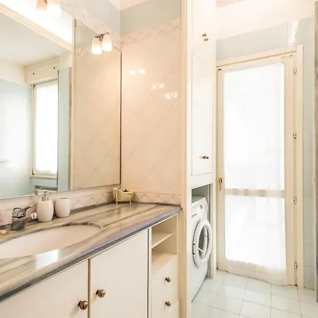 Royale Melody In - Near Centre Appartement *